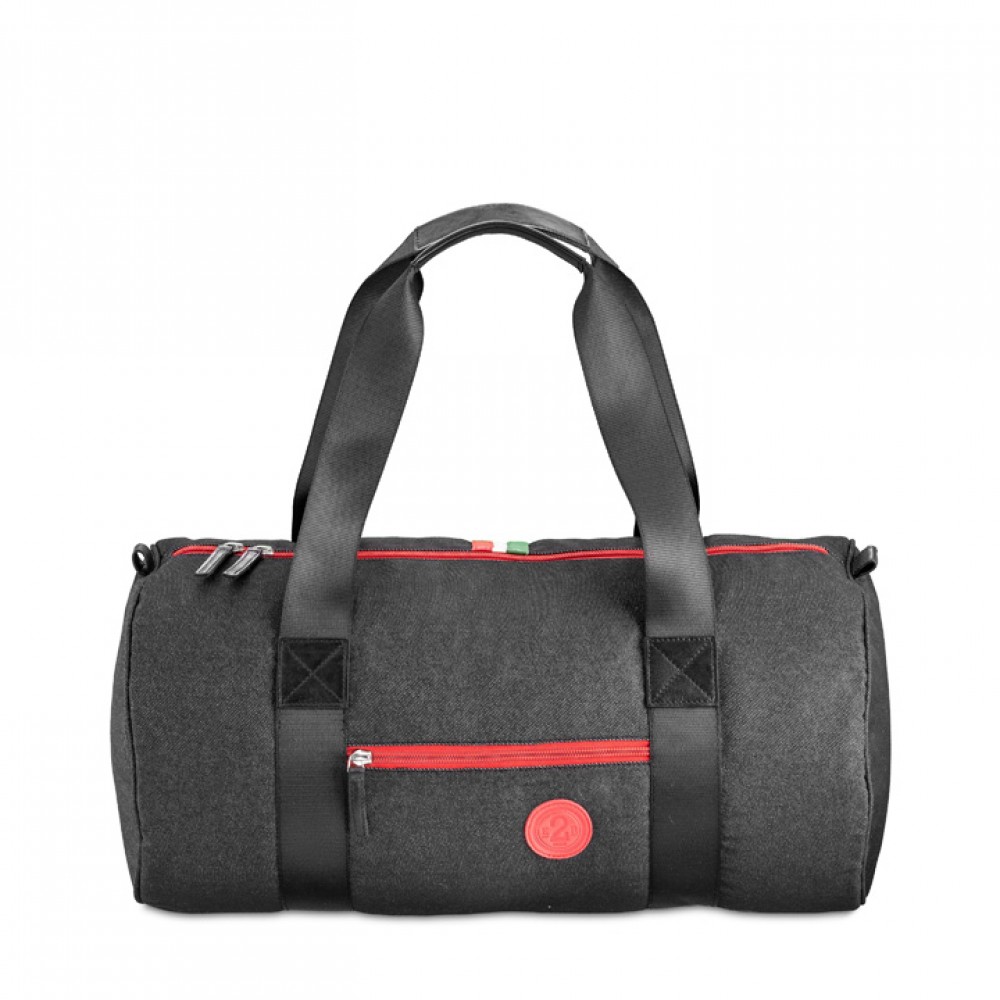 small sports holdall bag